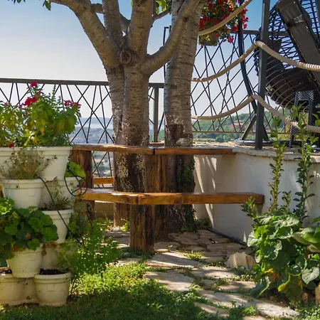 Hills With Magical View Of Split Apartamento